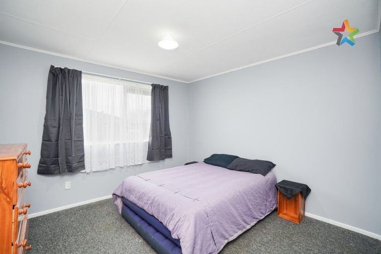 Photo of property in 54 Dunbeath Crescent, Kew, Invercargill, 9812