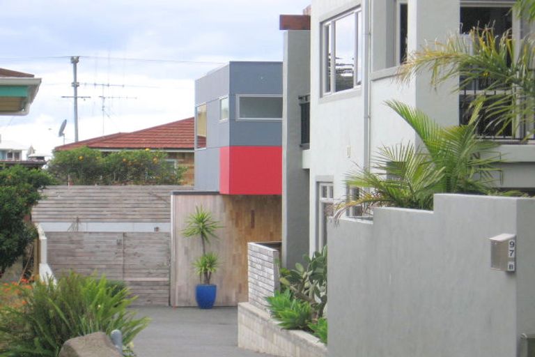 Photo of property in 97b Oceanview Road, Mount Maunganui, 3116