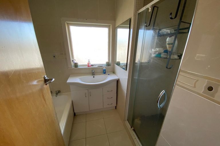 Photo of property in 45 Sylvia Road, Hillcrest, Auckland, 0627