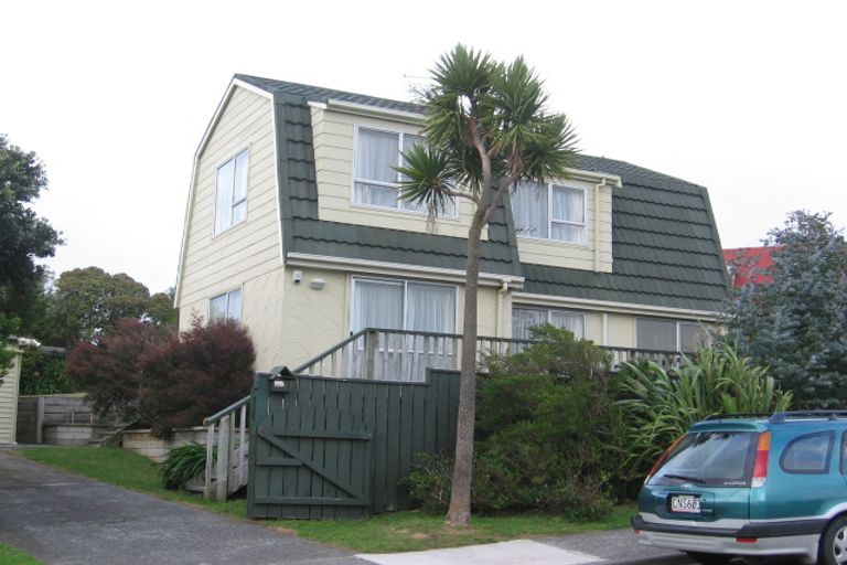Photo of property in 1 Trilids Lane, Churton Park, Wellington, 6037