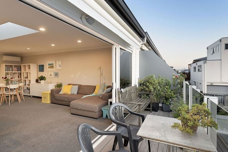 Photo of property in 7/3 Leinster Avenue, Mount Maunganui, 3116