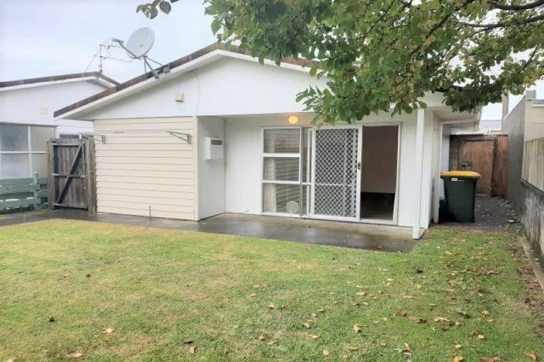 Photo of property in 232a Carrington Street, Vogeltown, New Plymouth, 4310