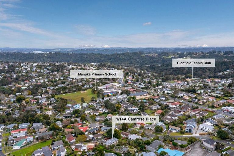 Photo of property in 1/14a Camrose Place, Glenfield, Auckland, 0629