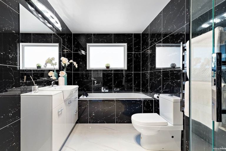 Photo of property in 44 Charlestown Drive, Flat Bush, Auckland, 2019