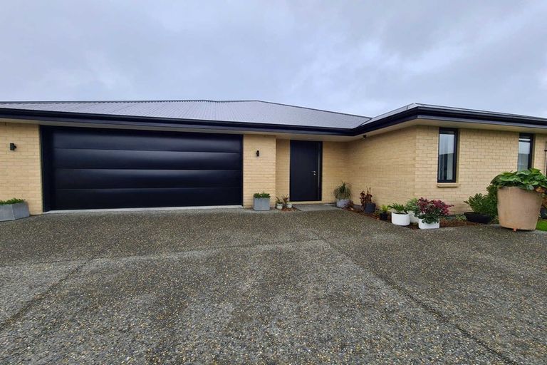 Photo of property in 85 Lady Isaac Drive, Rolleston, 7615