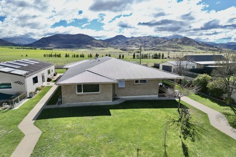 Photo of property in 8 Sunset Place, Otematata, 9412