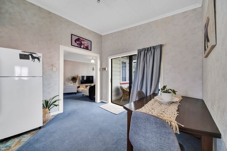 Photo of property in 94 Argyle Street, Hawera, 4610