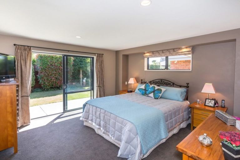 Photo of property in 12 Parkside Crescent, Northwood, Christchurch, 8051