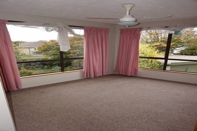 Photo of property in 66 Greendale Avenue, Avonhead, Christchurch, 8042