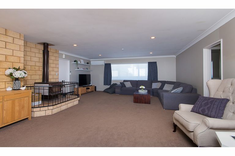 Photo of property in 31e Kaiwaka Road, Waiuku, 2123