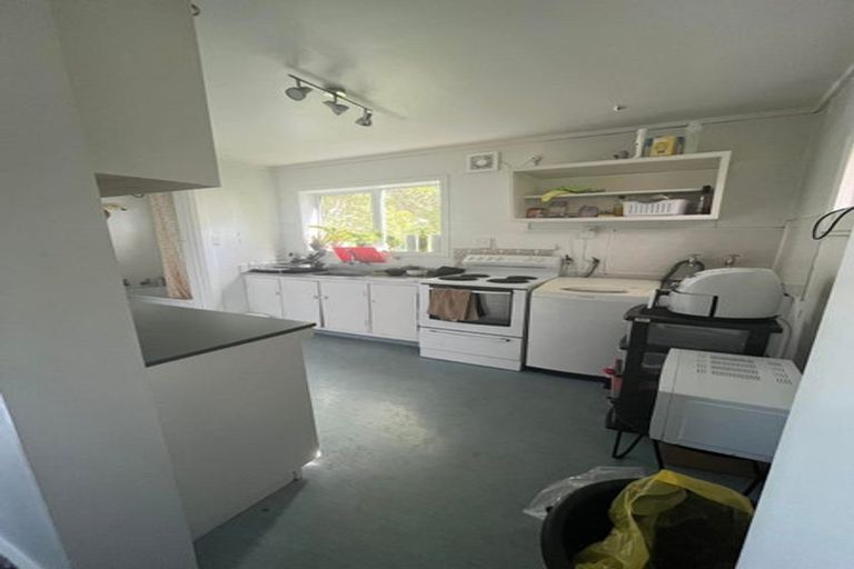 Photo of property in 51 Pembroke Road, Northland, Wellington, 6012