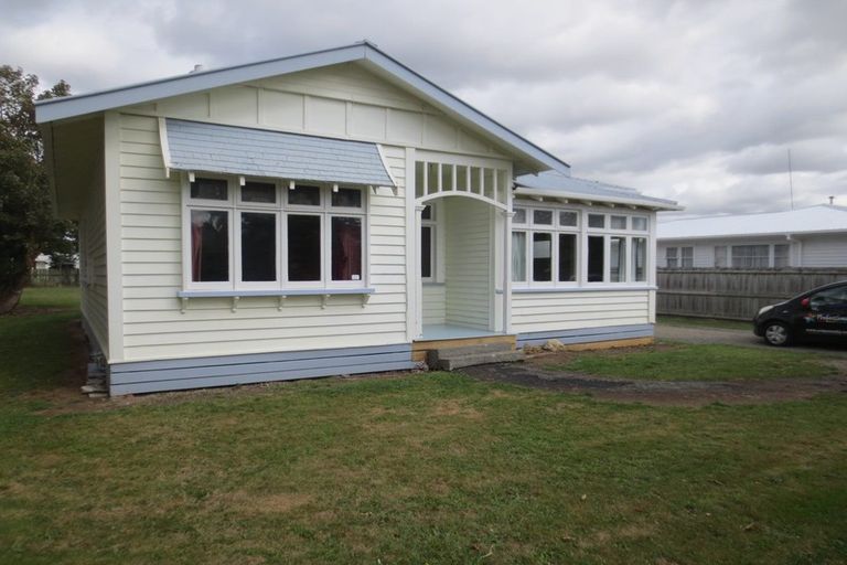 Photo of property in 10 Limbrick Street, Terrace End, Palmerston North, 4410