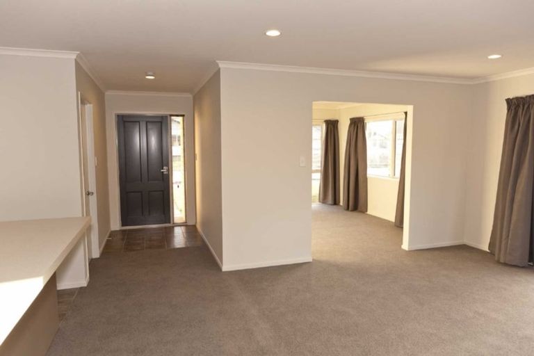 Photo of property in 17 Fernham Way, Rolleston, 7615