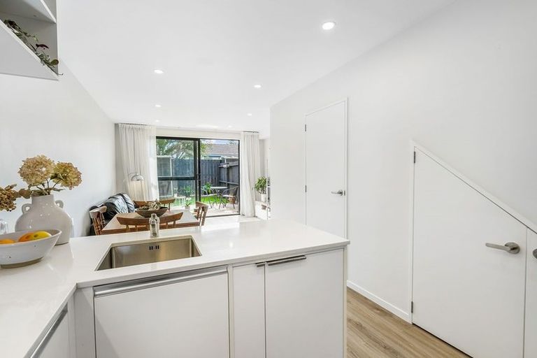 Photo of property in 35 Ivy Nola Way, Henderson, Auckland, 0612