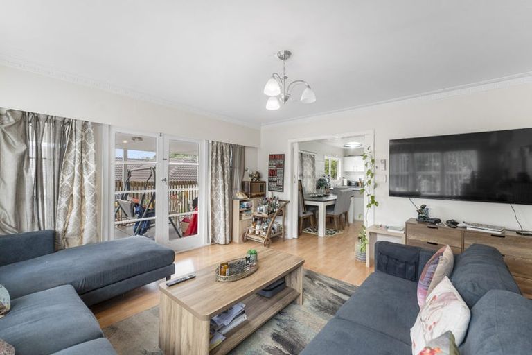 Photo of property in 21 Tawa Crescent, Manurewa, Auckland, 2102