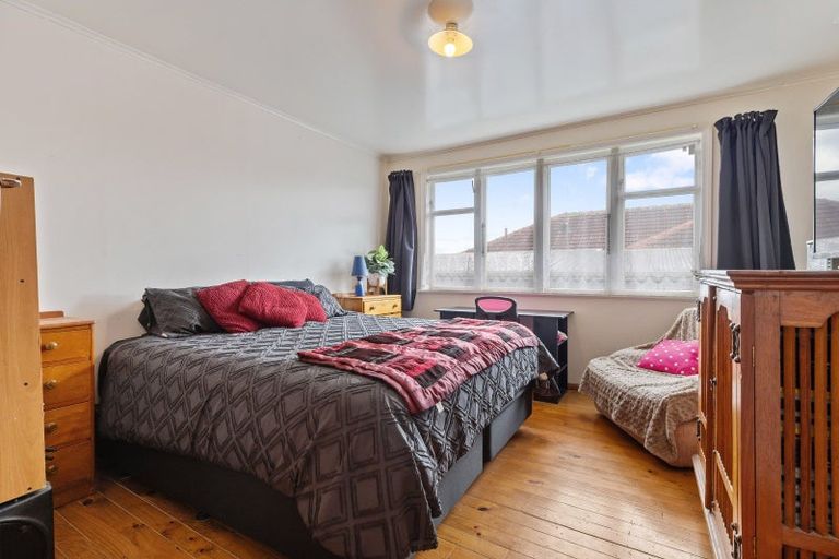 Photo of property in 12 Young Street, Morrinsville, 3300