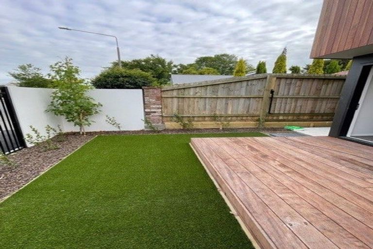 Photo of property in 1/162 Springfield Road, St Albans, Christchurch, 8014