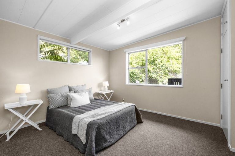 Photo of property in 31 Tauroa Road, Havelock North, 4130