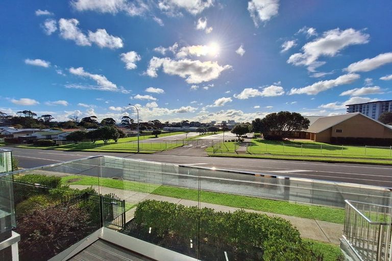 Photo of property in 3/7 Wallson Crescent, Wiri, Auckland, 2104