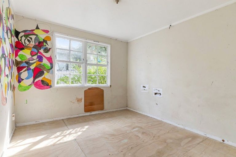 Photo of property in 123 Mahia Road, Wattle Downs, Auckland, 2103