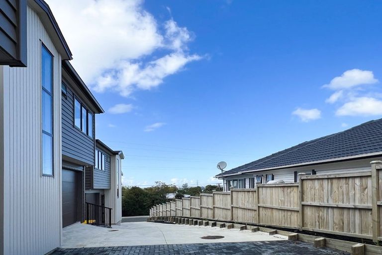 Photo of property in 46b Tiroroa Avenue, Te Atatu South, Auckland, 0610