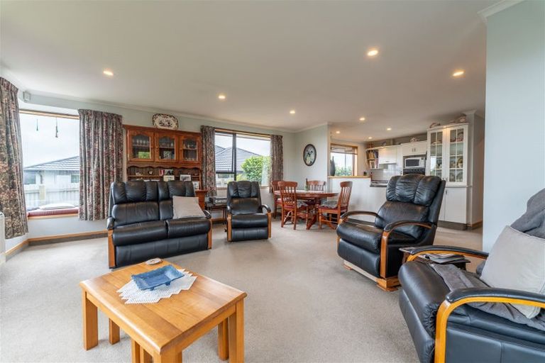 Photo of property in 325 Church Street, West End, Timaru, 7910