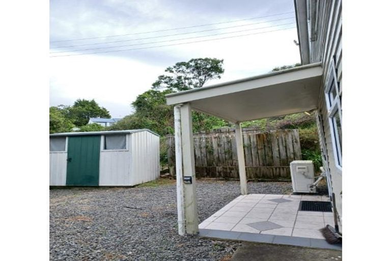 Photo of property in 1 Corlett Street, Johnsonville, Wellington, 6037