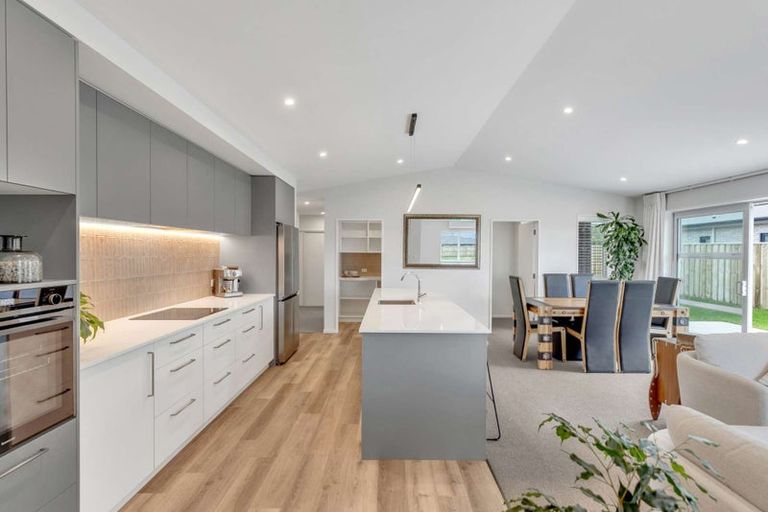 Photo of property in 4 Benn Street, Amberley, 7481