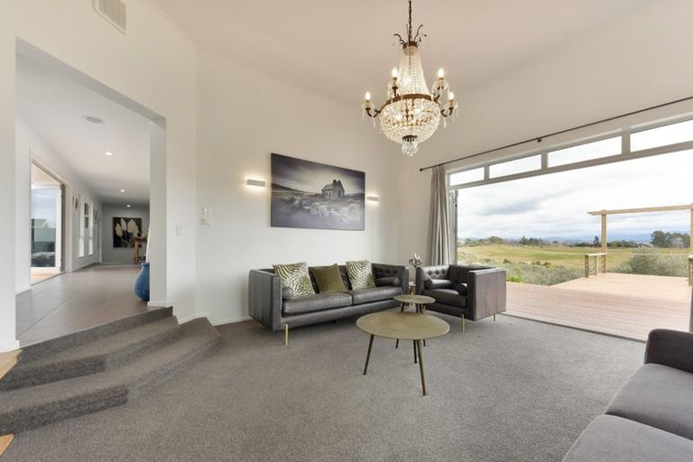 Photo of property in 19 Petra Way, Upper Moutere, 7173