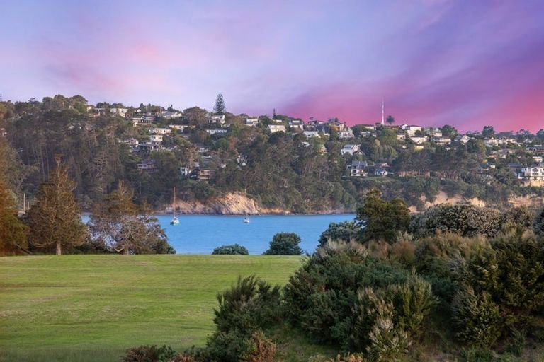Photo of property in 22 Catalina Drive, Hobsonville, Auckland, 0616
