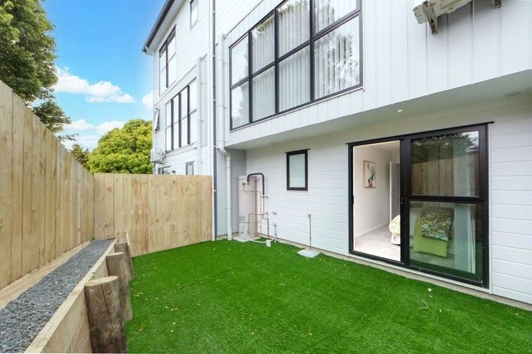 Photo of property in 7/41 Marriott Road, Pakuranga, Auckland, 2010