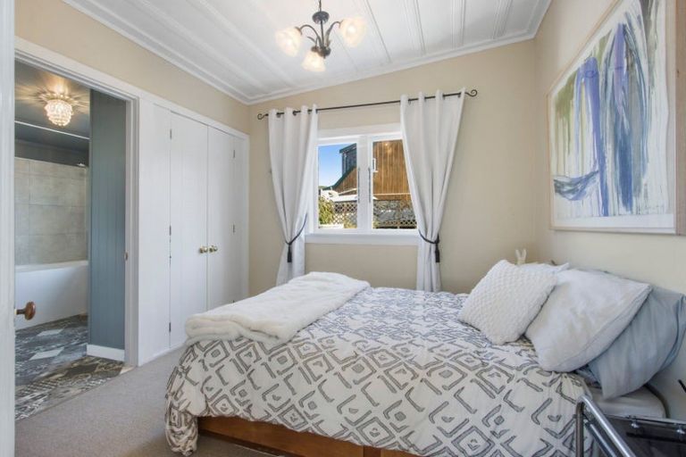 Photo of property in 8a Albert Street, Waihi, 3610