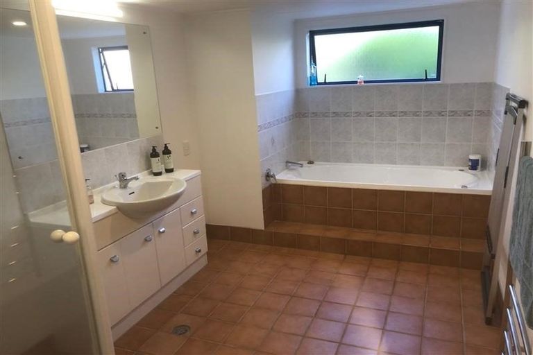 Photo of property in 232e Hibiscus Coast Highway, Orewa, 0931