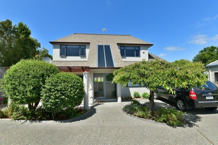 Photo of property in 13a Joydon Place, Stanmore Bay, Whangaparaoa, 0932