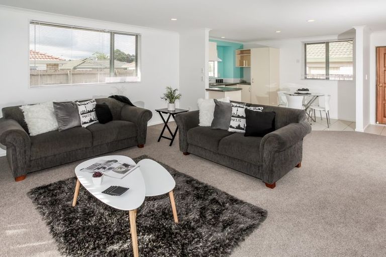 Photo of property in 7a Margarita Rise, Pukekohe, 2120