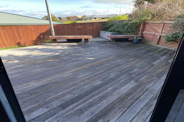 Photo of property in 81 Parnell Heights, Kelvin Grove, Palmerston North, 4414