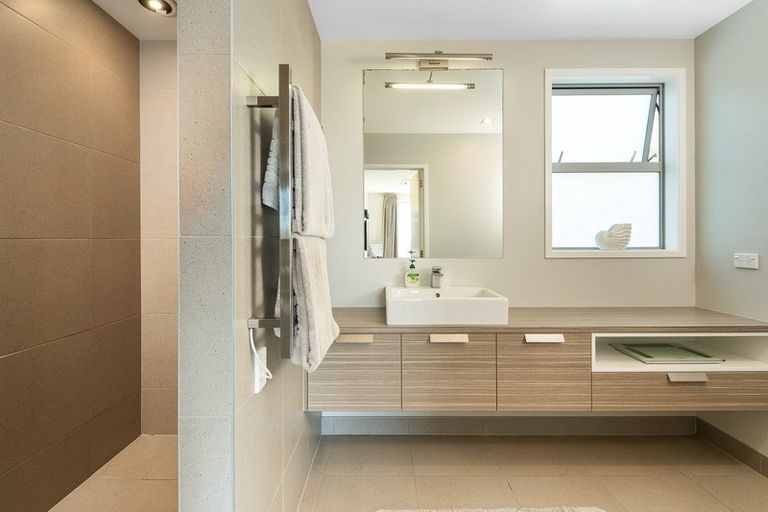 Photo of property in 6 Orakei Place, Welcome Bay, Tauranga, 3112