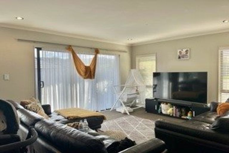 Photo of property in 108 Tapu Road, Huapai, Kumeu, 0810