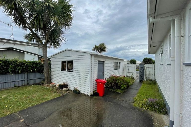 Photo of property in 2 Balmoral Crescent, Springvale, Whanganui, 4501
