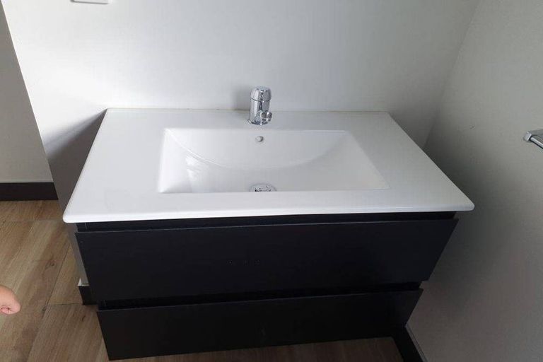 Photo of property in 9a Cheshire Street, Cannons Creek, Porirua, 5024