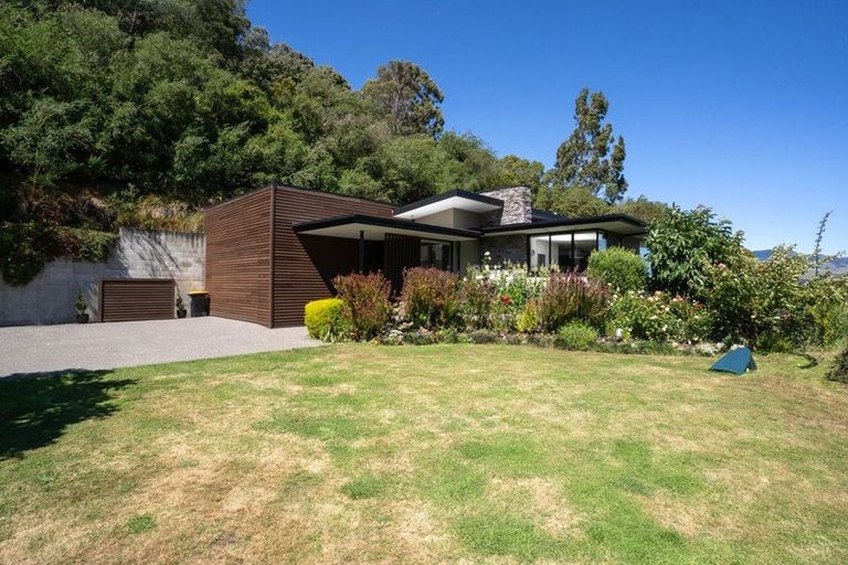 Photo of property in 34 Pawsons Valley Road, Duvauchelle, 7581