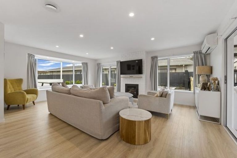 Photo of property in 20 Margaret Street, Stratford, 4332