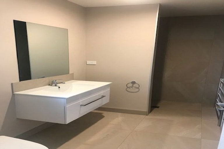 Photo of property in 22 Isabella Drive, Pukekohe, 2120