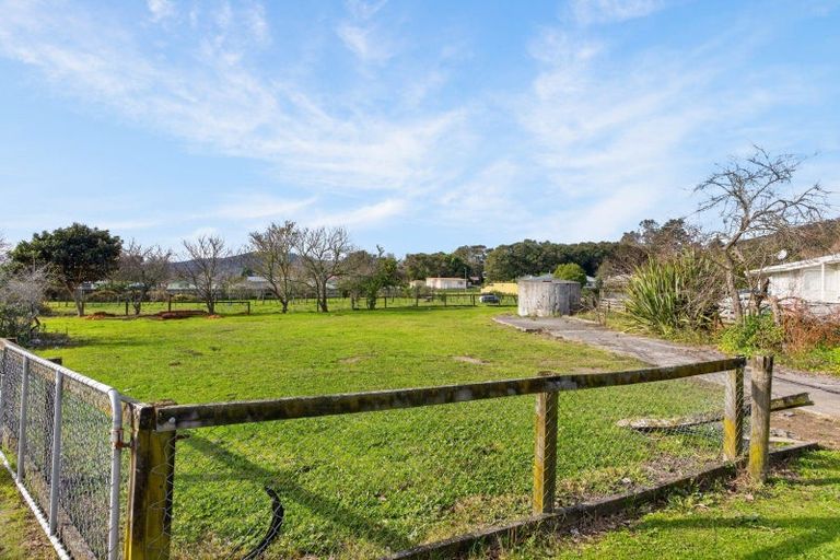 Photo of property in 10 Holland Place, Ruatoria, 4032