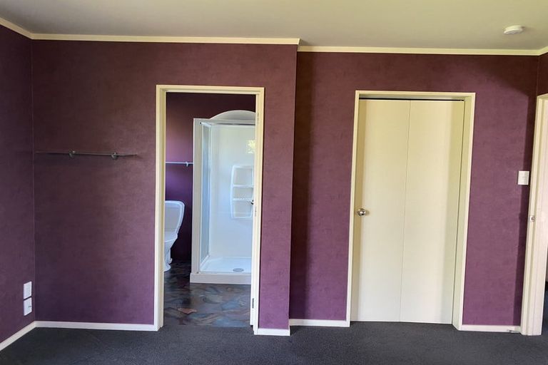 Photo of property in 81 Parnell Heights, Kelvin Grove, Palmerston North, 4414