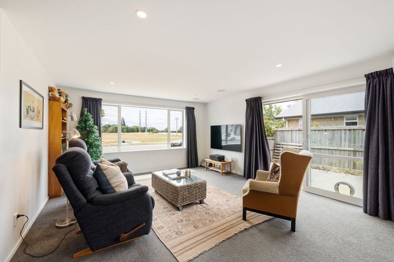 Photo of property in 28 Streamside Terrace, Kaiapoi, 7630