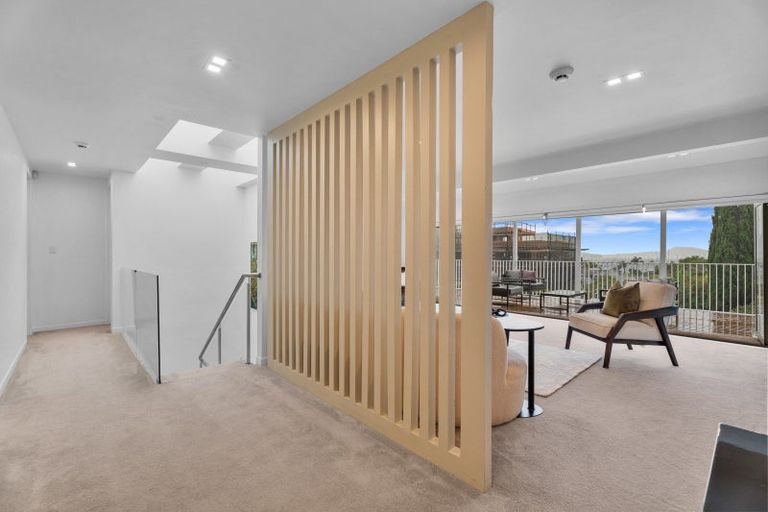 Photo of property in 1 Endymion Place, Half Moon Bay, Auckland, 2012