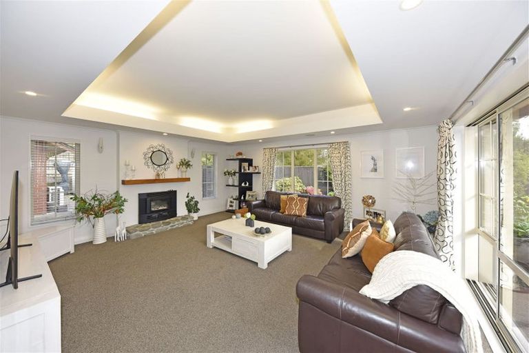 Photo of property in 9 Strathmore Gardens, Burwood, Christchurch, 8061