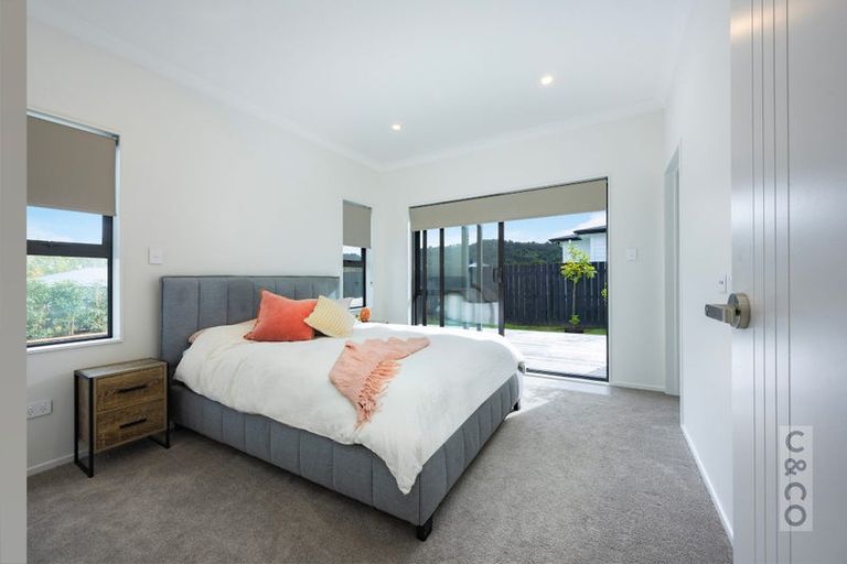 Photo of property in 58 Fruitlands Road, Kumeu, 0810