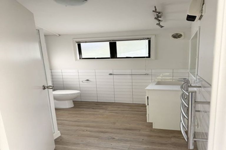 Photo of property in 117 Paremoremo Road, Lucas Heights, Auckland, 0632